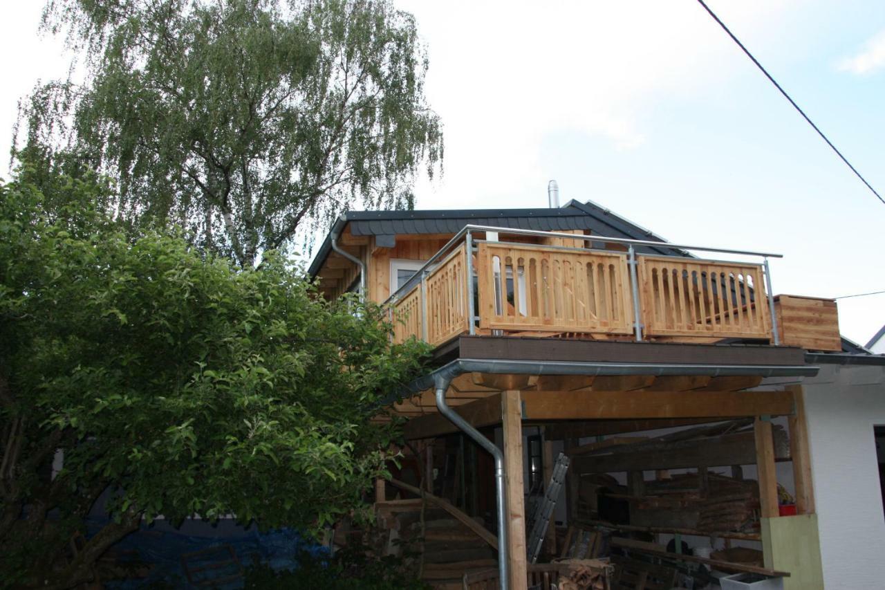Eifelyeti Ferienwohnung Ellscheid エクステリア 写真