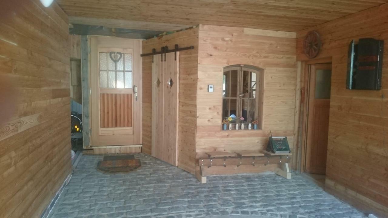 Eifelyeti Ferienwohnung Ellscheid エクステリア 写真