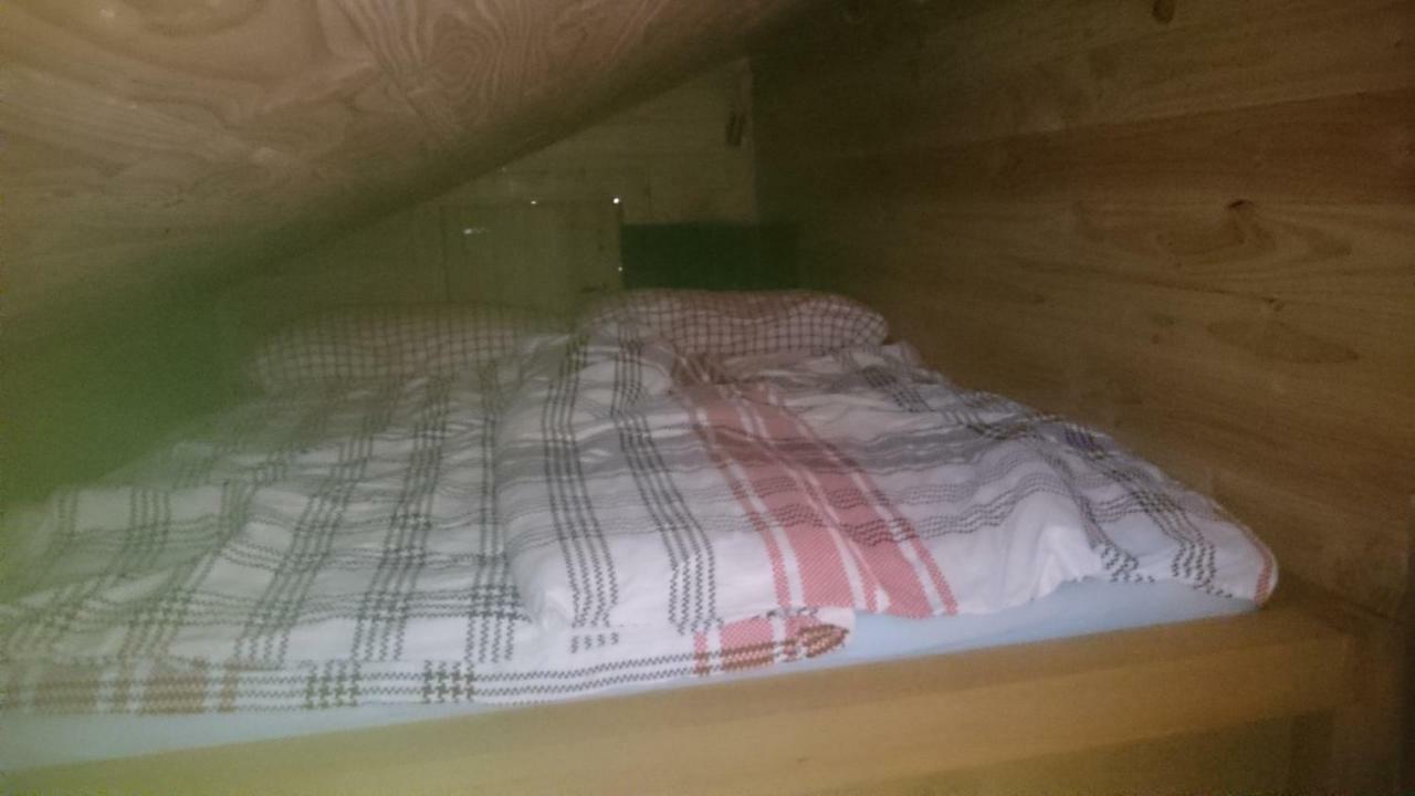 Eifelyeti Ferienwohnung Ellscheid エクステリア 写真